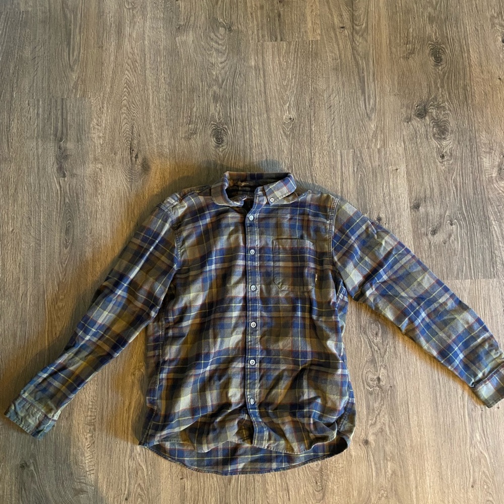 Mens Eddie Bauer medium flannel shirt